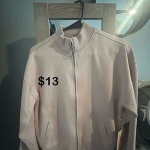 Chic Women's Blush Bomber Jacket